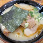 ラーメン しみず - とんこつ塩ラーメン