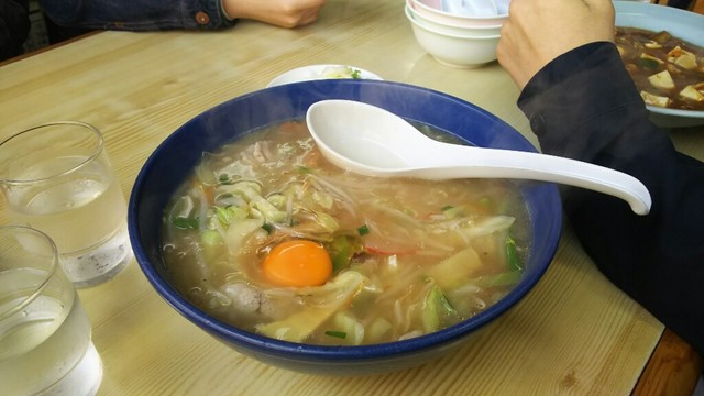 ちん かっ 人気ラーメン店、白馬童子八尾店のギョーザも美味しいかった。