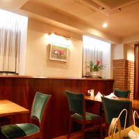 グリル満天星 麻布十番 新宿店 - 店内（奥側）