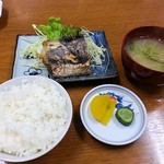 Hiroko Shokudou - 太刀魚塩焼&ライス&みそ汁　590円　