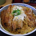 Katuzou - かつ丼 490円