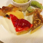 グローブ デュ モンド - デザート盛り合わせ