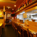 大勝 - 厨房を目の前にしたカウンター席