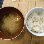 IZAKAYA 場琉 GOO - 味噌汁は美味かった、飯は。。