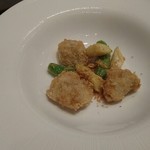 海鮮中国料理黄河 - 虎ふぐ、スナップえんどう、ホワイトアスパラの揚げ物