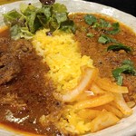 SPICY CURRY 魯珈 - 選べる２種カレー ラムカレー(ビンダル風)＋限定カレー ラムキーマカレー(山椒入り)