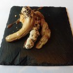 レストラン マノワ - ブロンドチョコレートとバナナのキャラメリゼとキャラメルアイスのエクレア（2017.3）