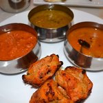 Authentic South Indian Cuisine Sri Balaj - ランチカレー３種