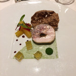 ラ・ベ - フォアグラカナールと鶏肉のパロティーヌ ビーツ 白ワイン