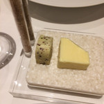 ラ・ベ - フランスの海藻バターと北海道のバター