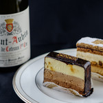 オーボンヴュータン - 前：カルテット（450円）★4.7 後：マルジョレーヌ（450円）★4.0