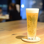 BAREBURGER - ＋300円でセットに。フレンチフライと共に。サッポロ黒ラベル。185ml