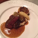 ラトリエ・ド・ギニョール・エ・マデロン - ３月ディナー　蝦夷鹿ロースとシューファルシ