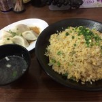 元祖もっチャーハン まるも - 