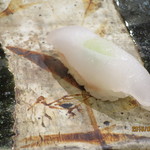 小判寿司 - スジアラ（ハタ科）