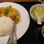 バンコクスパイス - 鶏肉のカレー炒めセット900円