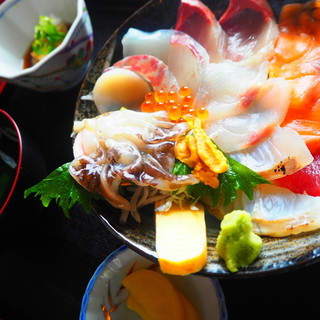 うおたけ鮮魚店やけんど 海鮮どんや_2