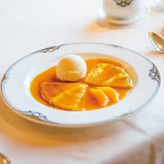 ランチ クレープシュゼットランチ リニューアル ラ ベル エポック La Belle Epoque 六本木一丁目 フレンチ 食べログ
