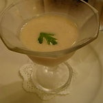 クレープリー・アルション - 白桃のスープ
