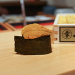 鮨 尚充 - 小西商店の馬糞うに