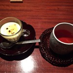 いせもん本店 - 彩り二色重(一部・究極のプリン、お茶)