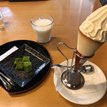 Cafe chouchou - 甘酒とクレミアソフトクリーム