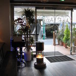 AZUR - 外は喫煙＆ペット同伴可