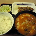 松屋 - 2010/12/27 チゲ・カルビ焼きセット680円1163kcal