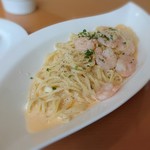 トラットリア Caffe il Cielo - 海老のクリームパスタやったかな？