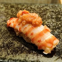 銀座 あらた - 【車海老】瞬間茹でした車海老に、髄肉(味噌)を乗せて。
