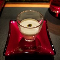 ラトリエ ドゥ ジョエル・ロブション - バニラ風味のレモンのジュレをアニスのクレームで