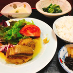 Biroku - 豚の角煮定食❤️