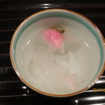 和ごころ 泉 - 桜茶