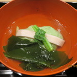 和ごころ 泉 - よもぎ真丈＆ワカメ