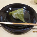 和ごころ 泉 - 桜餅