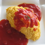 おむらいす亭 - 「完熟トマトソースのオムライス」（平日価格390円）