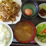 月出里 - 豚肉玉ネギニンニク炒め定食