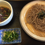 手打ちそば・うどん  田舎茶屋 - かもざるそば＝１１１０円