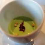CROWN - アミューズその２　グリーンピースのパンナコッタ