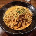 Casual Restaurant&Bar MACARONI - ツナときの子のトマトクリームソース