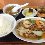 中華 兆徳 - スブタ定食780円