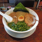 らーめん道 め組 - とろこくチャーシューごとく時代のラーメン600円(税別)