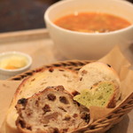 65144656 - ミトロンのパンはセルフで。