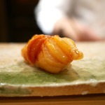 東麻布 天本 - 赤貝