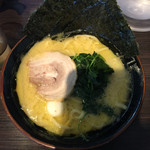 横浜家系ラーメン濃太家 - 