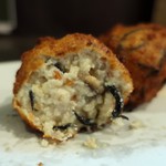 つかふき屋 - とりがんも中身、