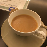 日光金谷ホテル - ロンネフェルト社のセイロンをミルクティーで。