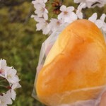 Bakery Wataya PLUS-ONE - クリームパン（150円）
