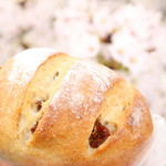 Bakery Wataya PLUS-ONE - 天然酵母いちじく（280円）