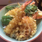 天丼の岩松 - 天丼 もう見てわかる。絶対美味いヤツ。
                                
                                
                                